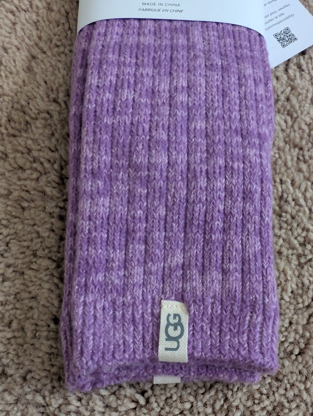 UGG Socks - Picture 3 of 6